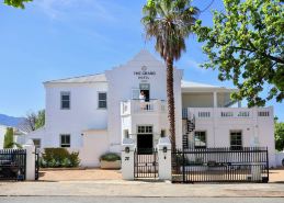 The Grand Hotel Robertson