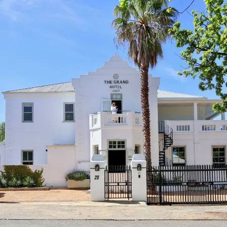 The Grand Hotel Robertson