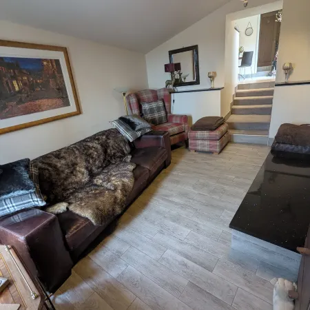 Cozy Cottage Close to Haworth Sleeps 2 with Garden