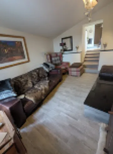 Cozy Cottage Close to Haworth Sleeps 2 with Garden