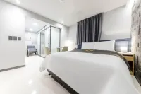 Gwangju Drive-in Hotel Sun Motel - Parkplatz