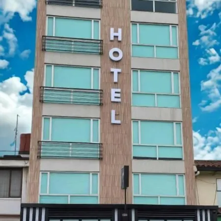 Hotel CGH Travel Inn Airport