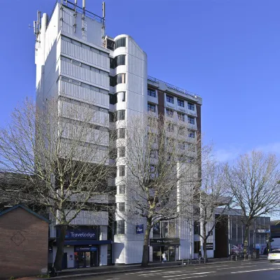 Travelodge Kingston Upon Thames Central Hotels near Hampton Wick