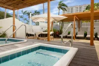 Marriott's Aruba Surf Club - Hot Tub