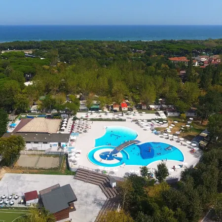 Club del Sole Adriano Family Collection
