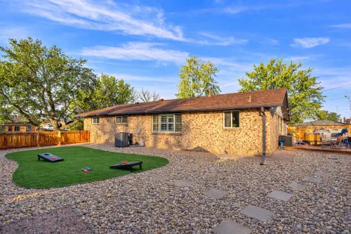 Berthoud Basecamp Private Hot Tub & Backyard Oasis - Boutique