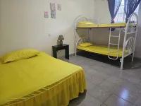 Honey Beach House - 2-Star