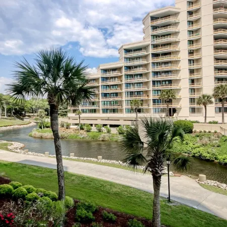 Amazing SouthTower 2Br/2BAcondo in Ocean Creek Resort! Large Patio/Beach Locker!