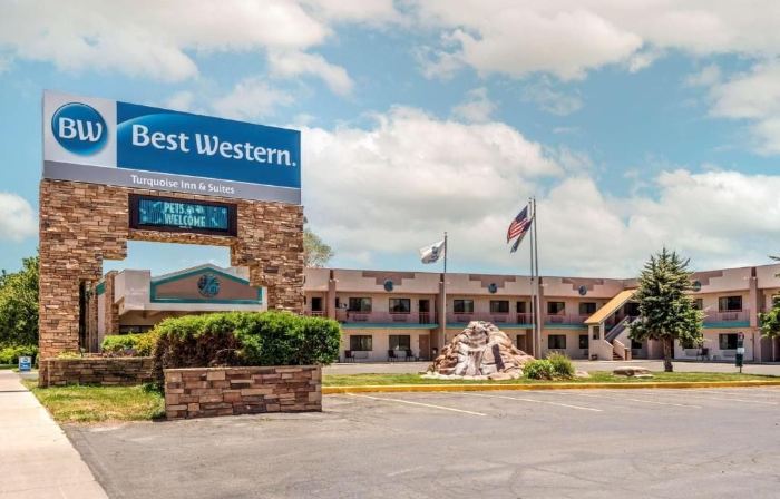 Turquoise Inn and Suites Cortez Near Mesa Verde