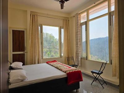 ShantiKunj Homestay Nearby Morni Hills Waterfall