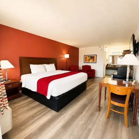 Carriage House Inn