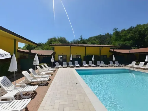 Hotel Ristorante la Perla - piscine