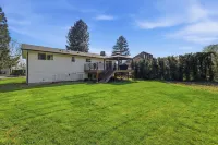Family Get Away Fireplace Near Columbia River 4 Bedroom Home - balcony
