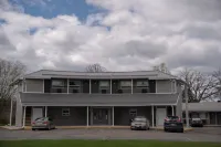 Aquarius Motel