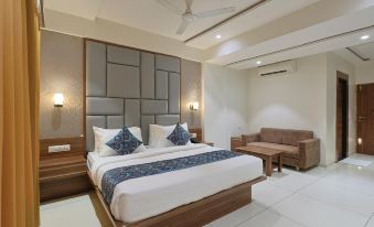 The Castle Crown - Hotel Royal Square, Ahmedabad