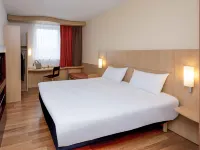 Ibis Esch Belval โรงแรมใน