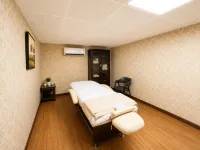 Golden Tulip Kukas Jaipur - spa