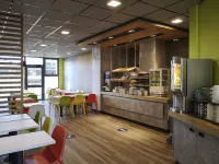 Ibis Budget Tours Centre Gare - breakfast
