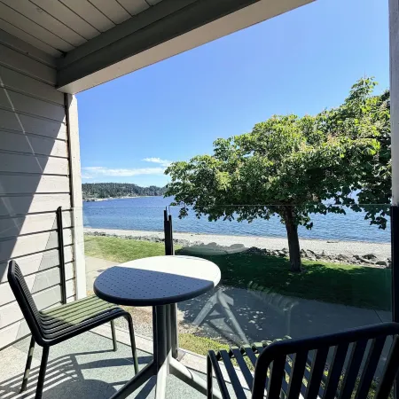 Driftwood Inn