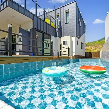 Millyang Ajur Kids Poolvilla