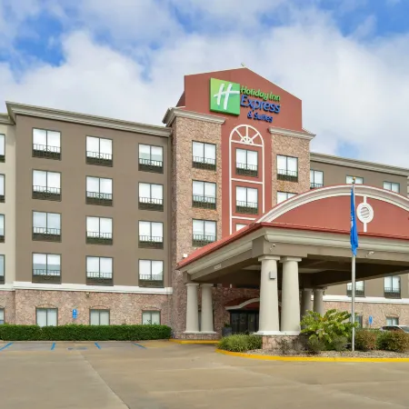 Holiday Inn Express & Suites LA PLACE by IHG
