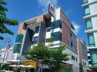 Zak Residence Chiang Mai Hotels near Khum Khantoke