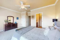 Waterfront Home With Game Room, Decks, Pool, Smart Tvs, Kayaks, & Gas Grill - 3-Star