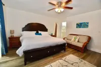 Homosassa River Retreat with Pool, Dock, Fire Pit & Water Sports - 4-Star