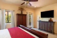 Sedona Rooftop Retreat, Walk to Trails, Dining & Coffee, Pet Friendly! - 4星級