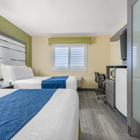 Best Western Antelope Inn  Suites