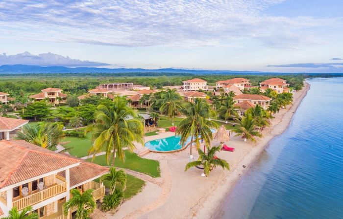 Hopkins Bay Resort