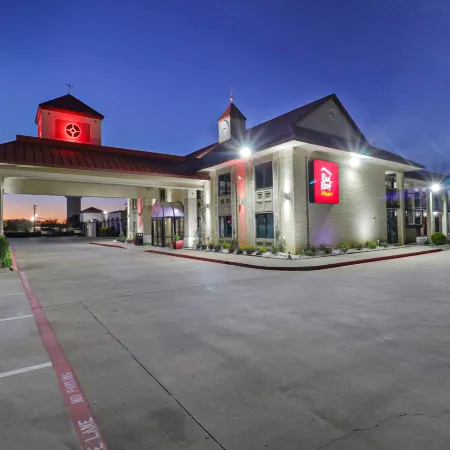 Red Roof PLUS+ Dallas - Addison