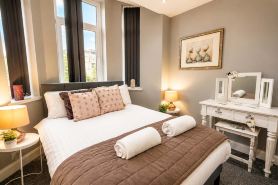 Cosy Modern Stay Prime - Cardiff Location - Free Parking