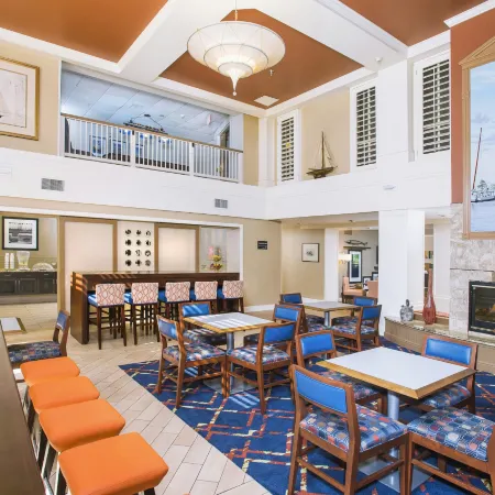 Hampton Inn & Suites Annapolis