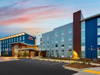 Hampton Inn & Suites San Diego Liberty Station Hotels near Mission Beach Boardwalk