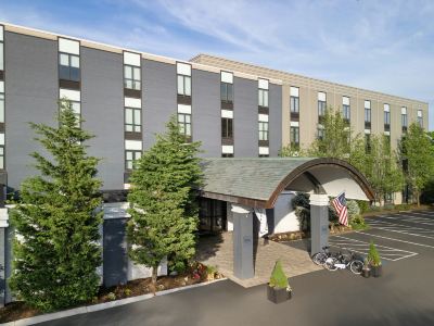 Freepoint Hotel Cambridge, Tapestry Collection by Hilton