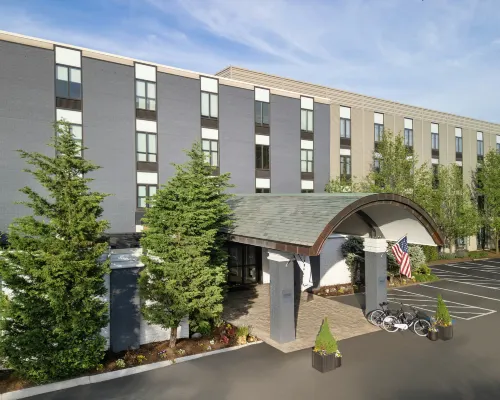 Freepoint Hotel Cambridge, Tapestry Collection by Hilton Hotels near Harvard Square