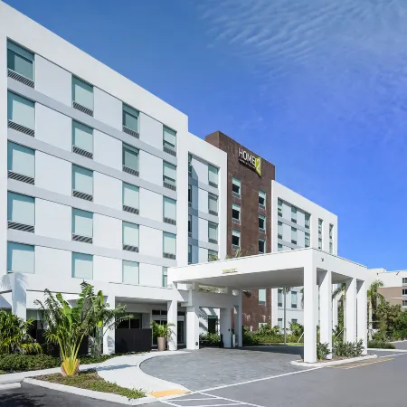 Home2 Suites by Hilton Ft. Lauderdale Airport-Cruise Port