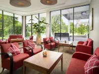 Leonardo Hotel Mönchengladbach Hotels near Waldhausen