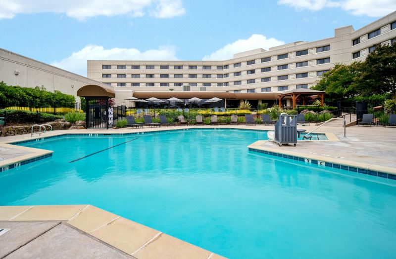 DoubleTree by Hilton Pleasanton at the Club photo 5