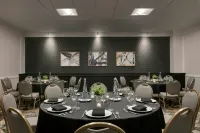 DoubleTree by Hilton Canton Downtown - Wifi