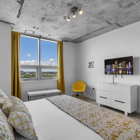 Midtown Miami 1BR · Free Parking + Wynwood Nearby