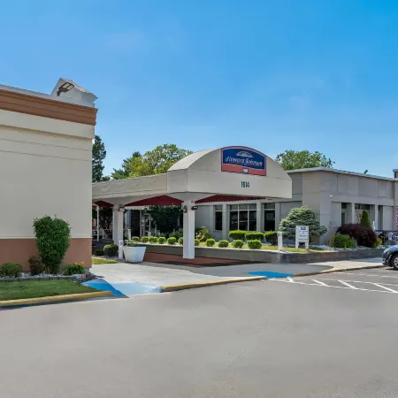 Howard Johnson by Wyndham Albany
