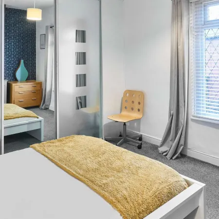 Host Stay Thurstane Street