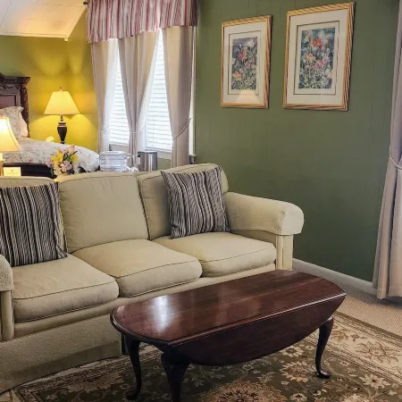Andrew Morris House Bed and Breakfast
