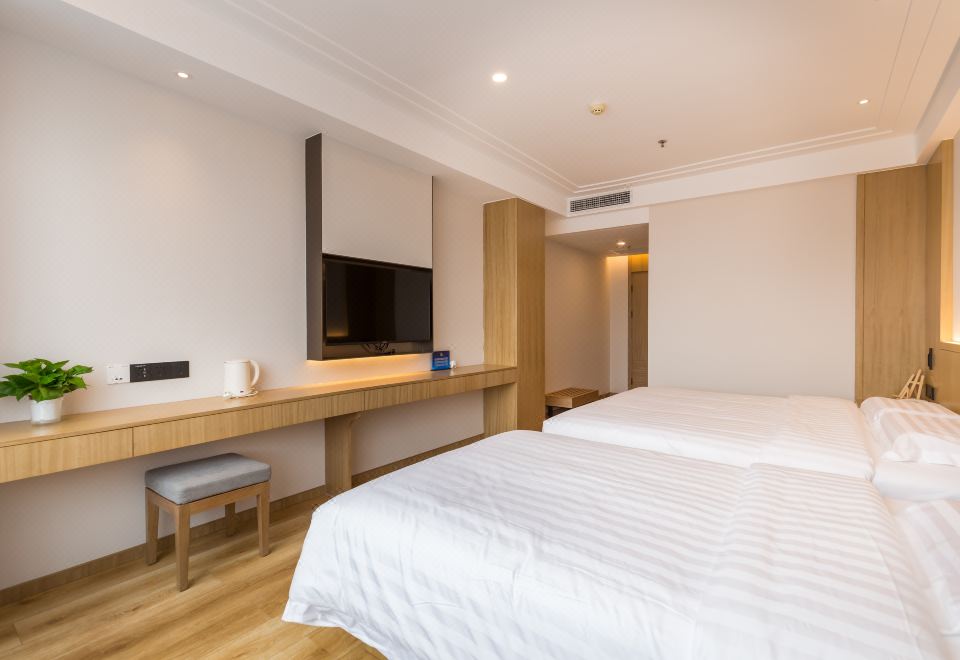 구러우다제역 근처 노스 랑위에 호텔