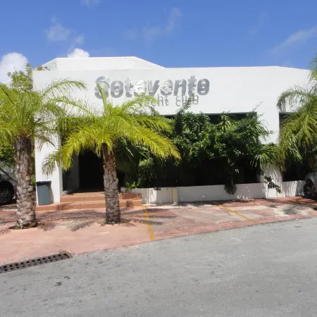 Sotavento Hotel & Yacht Club