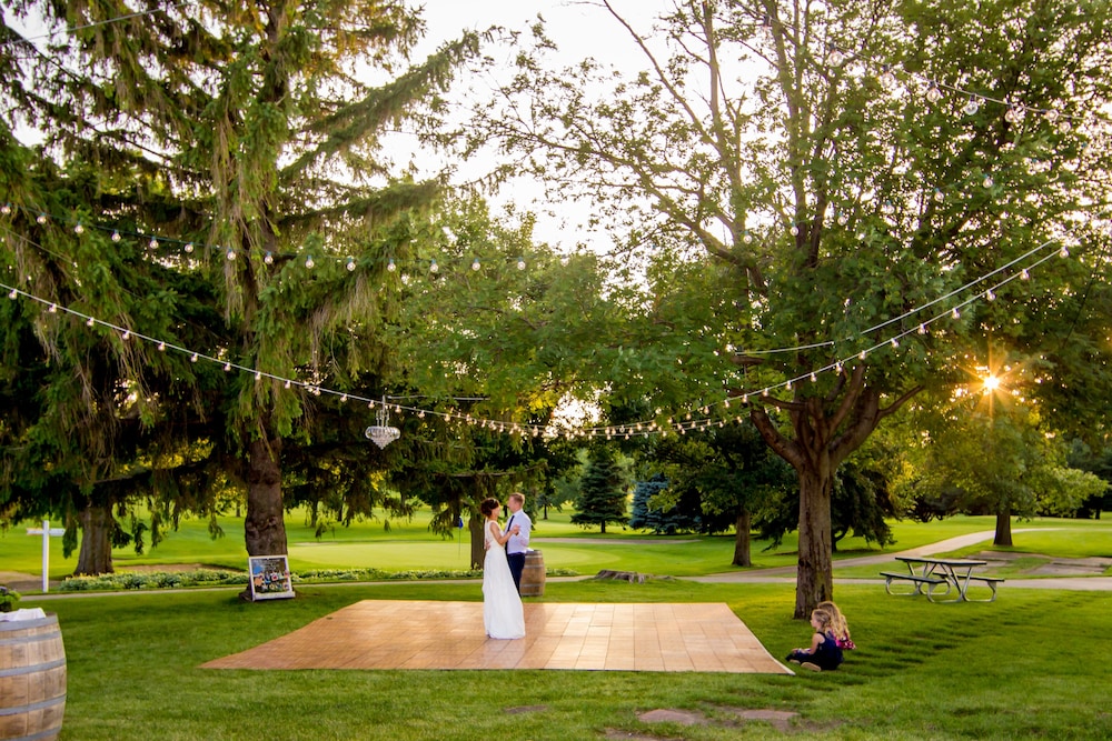 Arrowwood Resort and Conference Center