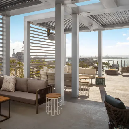 Residence Inn San Diego Downtown/Bayfront Отели рядом с достопримечательностью «Торговый центр Seaport Village»