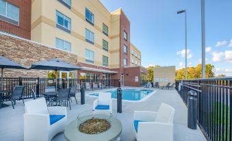 Fairfield Inn & Suites Charlotte Belmont